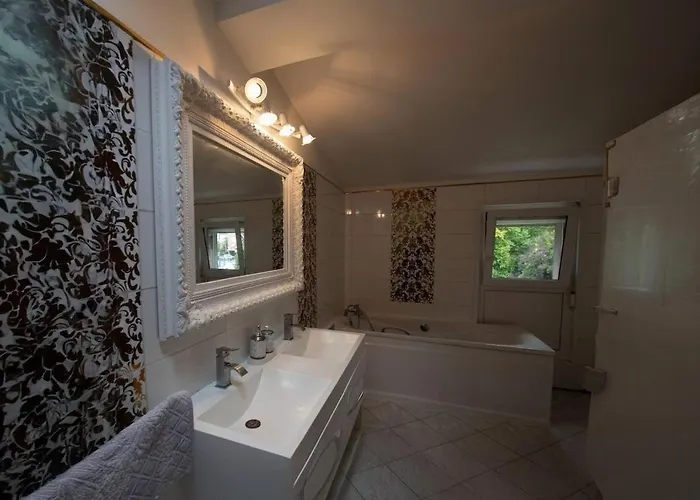 Holiday home Comfortable And Quiet House *